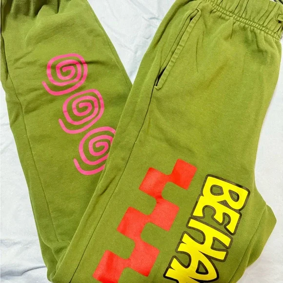 Mushroom Sweatpants - Picture 2 of 3